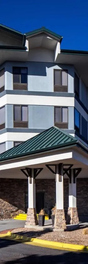 帕克汉普顿套房酒店，位于帕克的酒店
