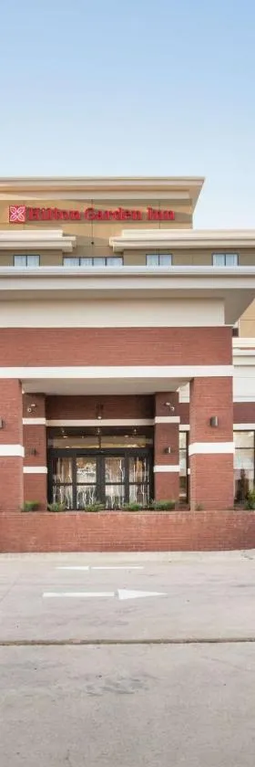 杰克逊/弗洛伍德希尔顿花园酒店，位于弗洛伍德的酒店