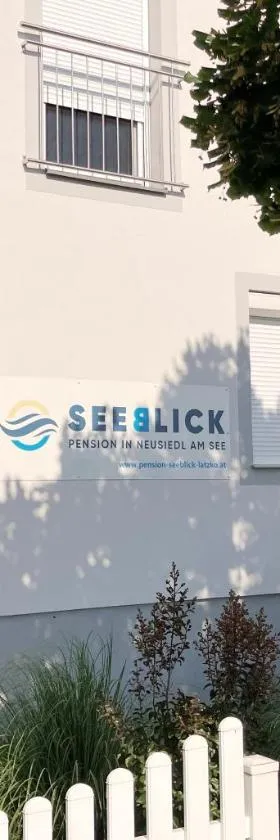 Pension Seeblick Latzko，位于滨湖新锡德尔的酒店