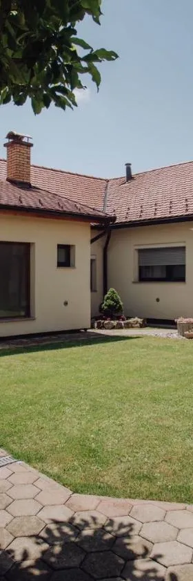 Apartments Peric - Županja，位于茹帕尼亚的酒店