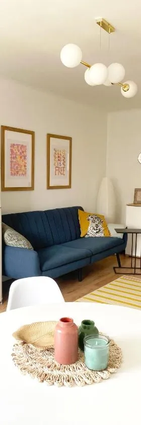 HB Cozy Home - Przytulne Mieszkanie，位于Małkinia Górna的酒店
