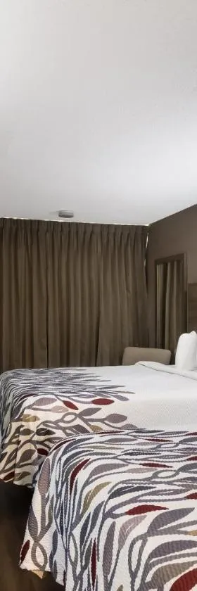 Red Roof Inn Vero Beach - I-95，位于维洛海滩的酒店