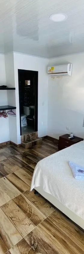 HOTEL LA CASONA，位于Tauramena的酒店