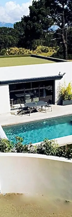 Villa piscine à 1km plage proche porto vecchio，位于Lecci的酒店