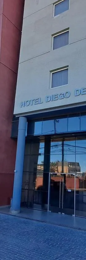 迪亚哥德阿尔马格罗奥拓罗亚卡拉马酒店，位于卡拉马的酒店