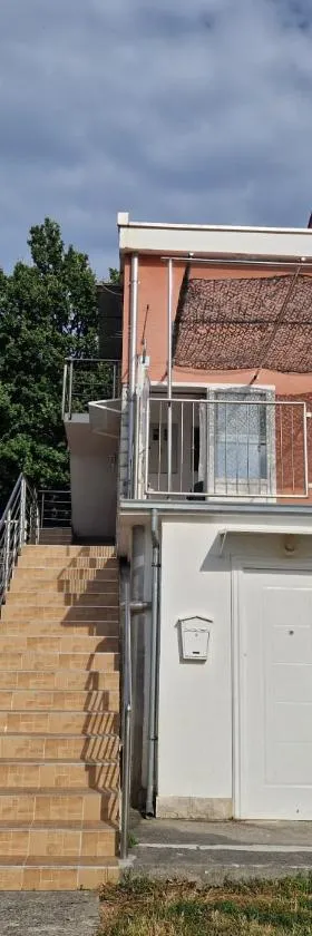 APARTMANI IGERČIĆ，位于西尼卡的酒店