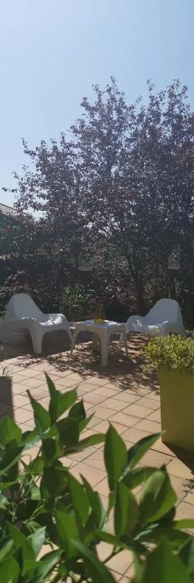 La provence，位于Saint-Prim的酒店