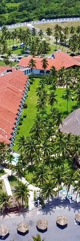HOTEL TESORO BEACH，位于San Luis La Herradura的酒店