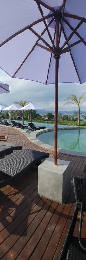 Starlake Villa & Glamping，位于库布盼洛坎的酒店
