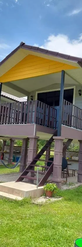 Dusun Rimbun Agro Farmstay，位于Kuala Kerai的酒店