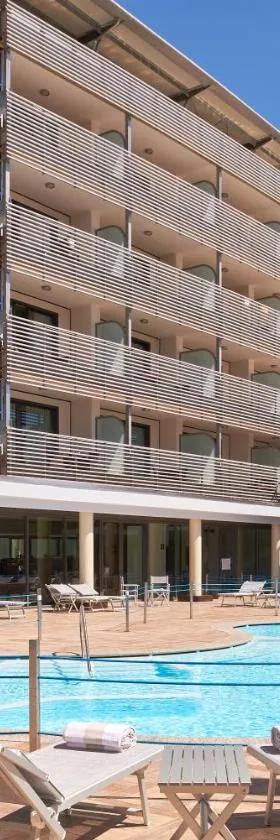 UNAHOTELS Varese，位于瓦雷泽的酒店