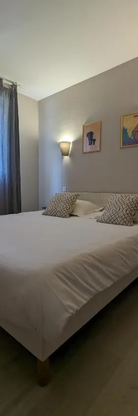 Fuzei Hôtel Lorient-Lanester，位于拉内斯泰尔的酒店