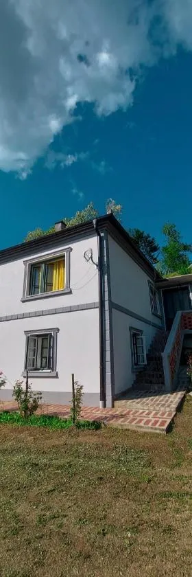 Vikendica Nada，位于Ljubovija的酒店