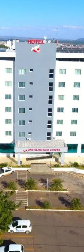 Hotel Rota Do Sol，位于帕特罗西尼乌的酒店