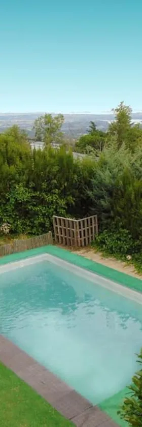 Casa en la sierra de Madrid para grupos grandes，位于马德里的酒店