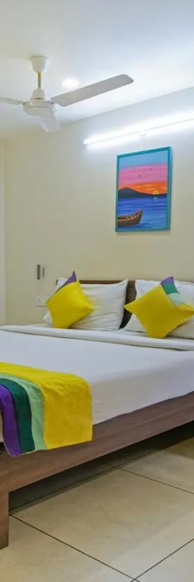 Itsy Hotels N Square，位于维杰亚瓦达的酒店