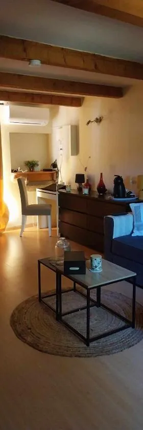 A L ESCALE PASSA PAÏS，位于Le Poujol-sur-Orb的酒店