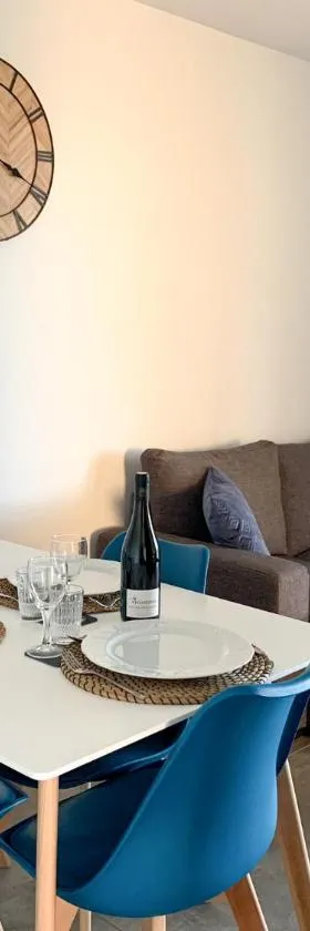 Appartement Les Hauts du Beaujolais，位于Limas的酒店