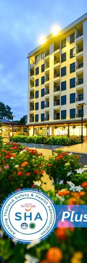 NORN Canalside Bangkok Hotel โรงแรมนอนริมคลอง，位于Bangkok Noi的酒店