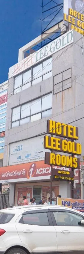 HOTEL LEE GOLD，位于阿南德的酒店