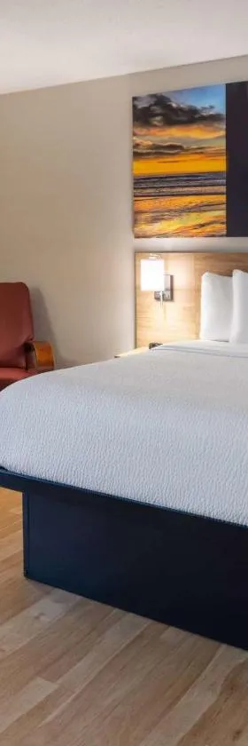 Days Inn by Wyndham Pleasant Prairie Kenosha，位于基诺沙的酒店