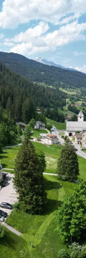 Gruppenhaus Lindenhof Churwalden，位于库尔瓦尔登的酒店