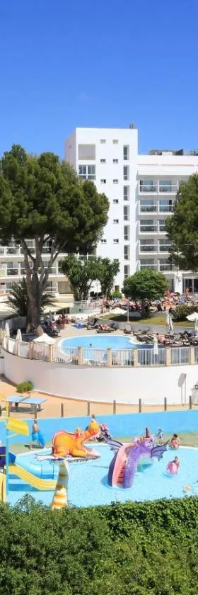 ILUNION Palmanova Mallorca，位于帕尔马诺瓦的酒店