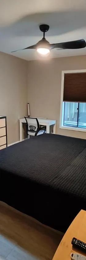 Modern/Retro Condo，位于海波因特的酒店