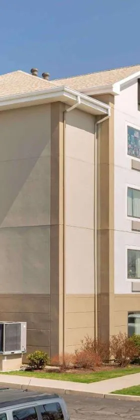 Extended Stay America Premier Suites - Providence - East Providence，位于East Providence的酒店