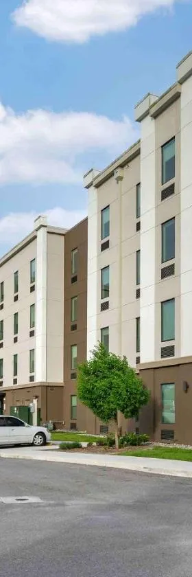 Extended Stay America Premier Suites - Port Charlotte - I-75，位于夏洛特港的酒店