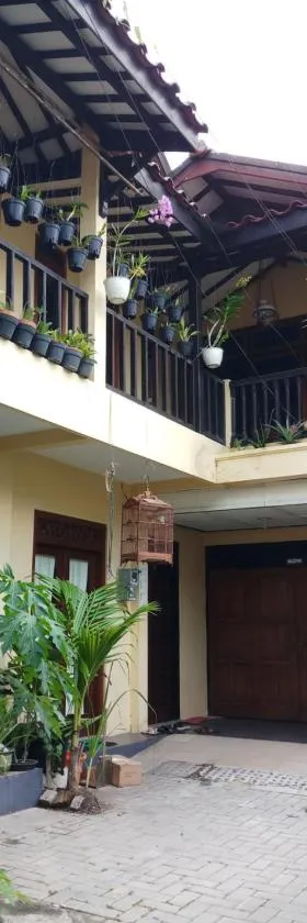 Griya Jene Homestay Syariah，位于Ngabean的酒店