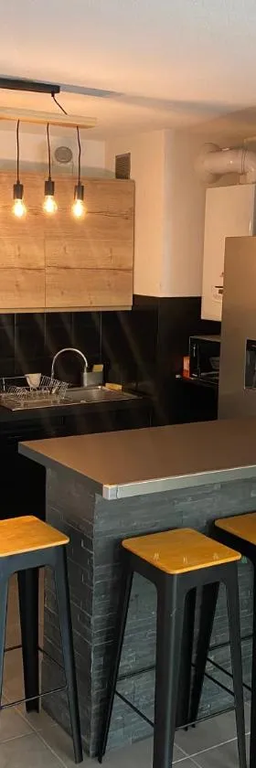 Agréable Loft aux portes de bordeaux，位于阿尔蒂盖普雷博尔多的酒店