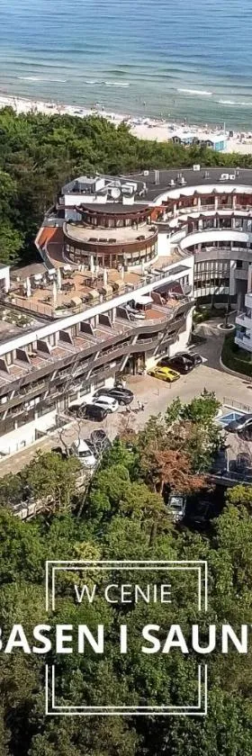 Hotel Dom Zdrojowy Resort & SPA - Destigo Hotels，位于亚斯塔尔尼亚的酒店