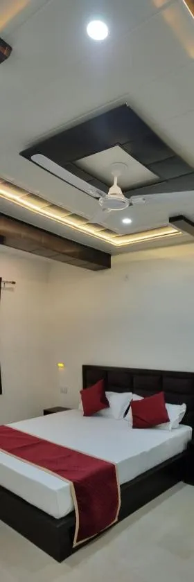 Hotel Goyal Palace，位于阿格拉的酒店
