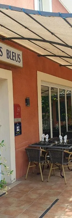 Auberge des Lacs Bleus，位于Clérac的酒店