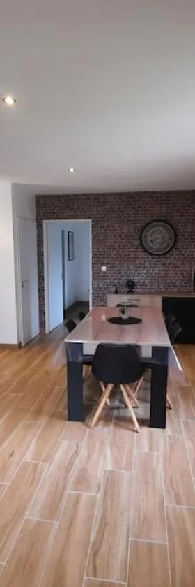 Appartement à la campagne，位于Saint-Vaast-dʼÉquiqueville的酒店