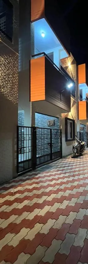 RT Service Apartment Villas，位于Velankanni的酒店