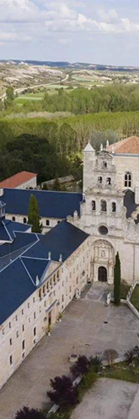 Hospedería Monasterio de La Vid，位于La Vid y Barrios的酒店
