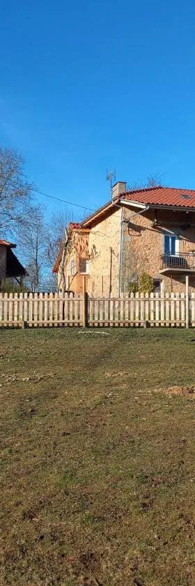 LA MAISON DE VALERIE，位于Quézac的酒店