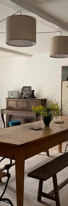 Maison sur cour et véranda，位于Courzieu的酒店