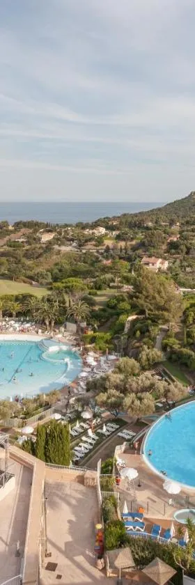Village Pierre & Vacances Cap Esterel，位于阿盖的酒店