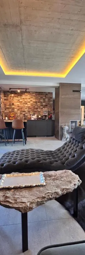 Secret Place apartments, luxury and spa，位于Zdenci Brdovečki的酒店