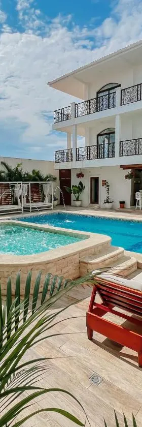 Montañablu Hotel，位于蒙塔尼塔的酒店