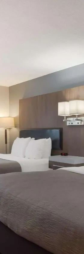 Quality Inn & Suites Silverdale Bangor-Keyport，位于锡尔弗代尔的酒店