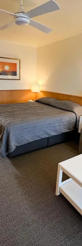 Summerhill Motor Inn，位于梅林布拉的酒店