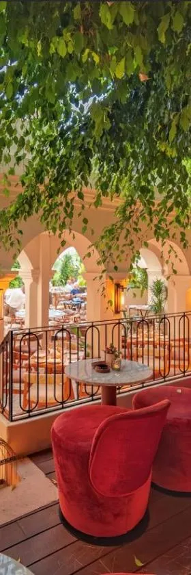 La Fonda Heritage Hotel Luxury, Relais & Châteaux，位于马贝拉的酒店