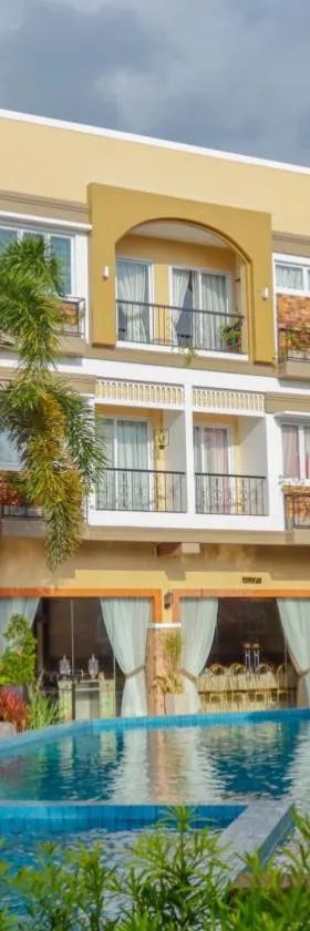 Ragazzi Resort Hotel，位于那牙的酒店