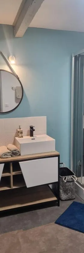 APPARTEMENT COSY，位于Moncey的酒店
