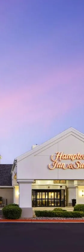 Hampton Inn & Suites El Paso-Airport，位于埃尔帕索的酒店