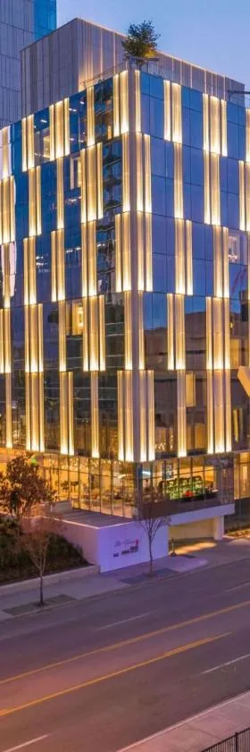 HALL Arts Hotel Dallas, Curio Collection by Hilton，位于达拉斯的酒店